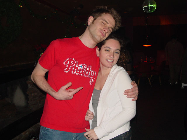 amy-makes-weird-face-cause-imri-grabs